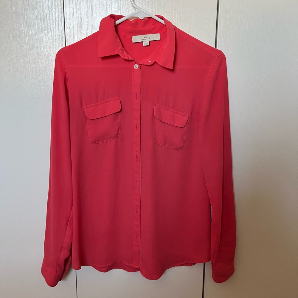 Loft Blouse. Size XS. Orange to Red color